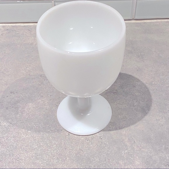 Vintage Milk glass footed cup - Picture 2 of 7